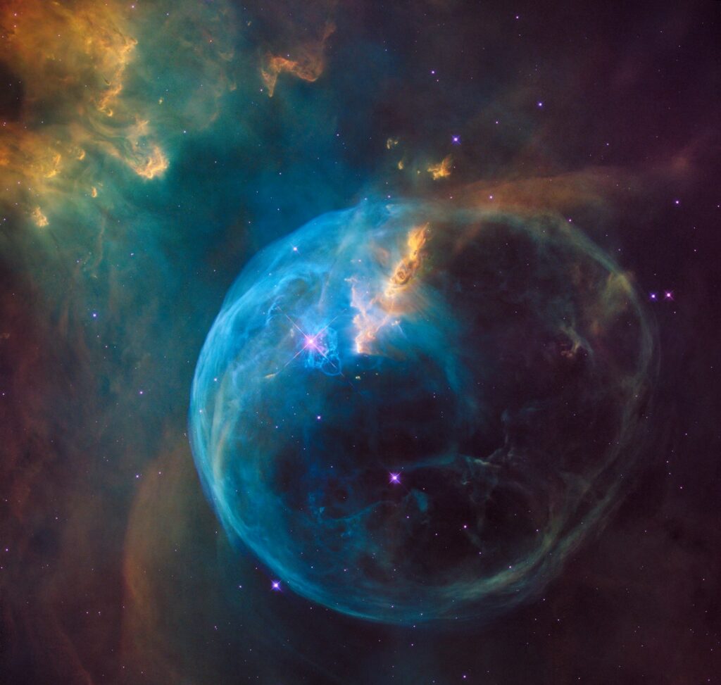 Nebulosa cosmica en forma de orbe
